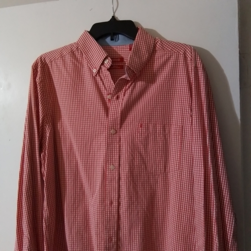 Izod button down